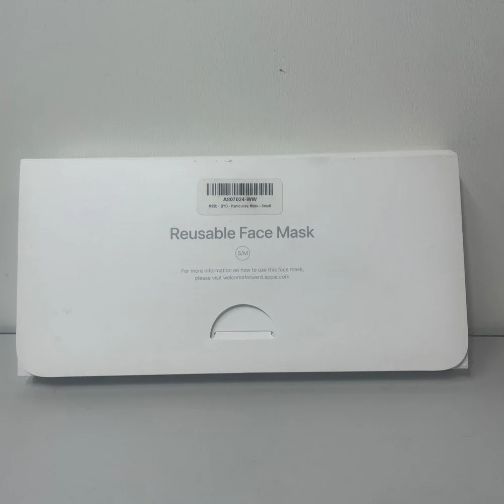 Apple Reusable Face Masks 2020 Super Rare Size S/M MHJV3G/A